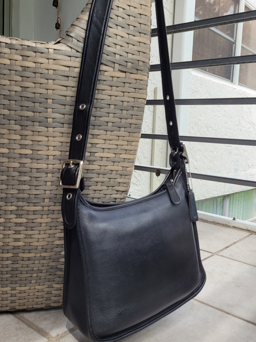 Vintage COACH Legacy Zip 9966 With Nickel Hardware